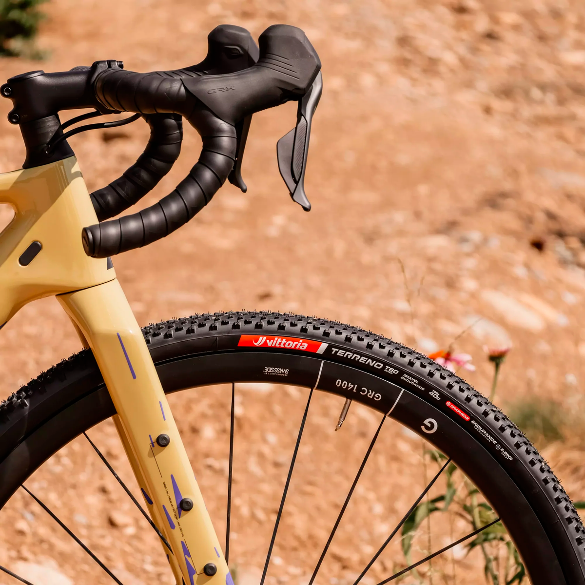 Pneu Gravel Vittoria Terreno T60 Gravel Endurance 700x40 Tlr Preto